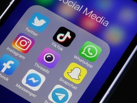 iPhone tự kích hoạt camera, Facebook thừa nhận do lỗi ứng dụng