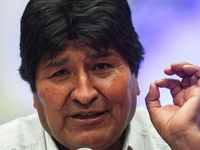 Cựu tổng thống Bolivia nói sẵn sàng quay về nếu được dân yêu cầu