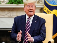 Sau luận tội, dư luận Mỹ yêu ghét ông Trump ra sao?