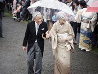 Những hình ảnh ghi dấu cuộc đời Nhật hoàng Akihito