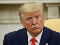Ông Trump chờ Trung Quốc mua 