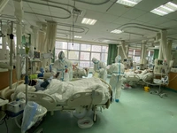 Bác sĩ đầu tiên ở bệnh viện Hồ Bắc chết vì virus corona