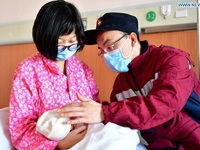 Rơi nước mắt với những hi sinh thầm lặng của y bác sĩ tại Vũ Hán