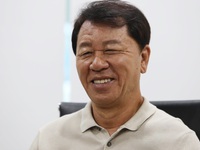 HLV Chung Hae Seong nói báo Hàn viết sai chuyện ông tố CLB TP.HCM 