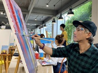 Hứa Vĩ Văn, Nam Cường, Quốc Cơ vẽ tranh bán đấu giá chăm lo trẻ mồ côi do COVID-19