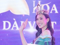 Người đẹp Tuyên Quang đăng quang Hoa hậu áo dài Việt Nam 2022