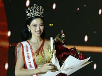 Người đẹp Phú Thọ Đoàn Thu Thủy đăng quang Hoa hậu Thể thao Việt Nam 2022