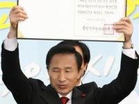 Tổng thống đắc cử Lee Myung Bak thoát tội
