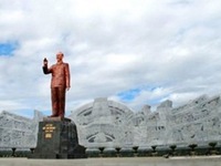 Sơn La lên tiếng về quảng trường, tượng đài Bác 1.400 tỉ đồng