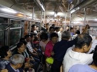 Tàu điện ngầm Triều Tiên sâu hơn mức bình thường