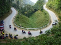 Kinh nghiệm phượt xuyên Việt bằng xe máy an toàn