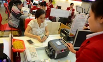 Siết van bất động sản, ngân hàng bơm vốn mạnh cho sản xuất kinh doanh Siết van bất động sản, ngân hàng bơm vốn mạnh cho sản xuất kinh doanh