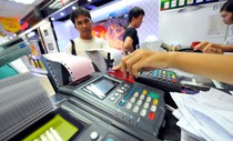 Sắp có lộ trình chuyển 70 triệu thẻ ATM sang thẻ chip Sắp có lộ trình chuyển 70 triệu thẻ ATM sang thẻ chip