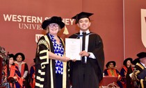 Cựu học sinh Trường Á Châu giành học bổng Western Sydney University Cựu học sinh Trường Á Châu giành học bổng Western Sydney University