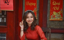 Người Sài Gòn xúng xính áo dài chụp ảnh đón Xuân