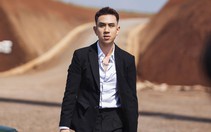 Dương Edward ra mắt MV về tình yêu nhưng sao cầm... xẻng thế này?