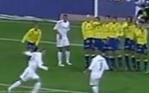 Những siêu phẩm sút phạt của David Beckham