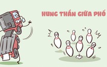 Hung thần chơi bowling giữa phố