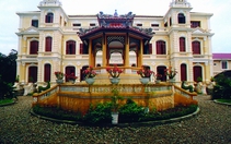 Bí ẩn tranh tường cung An Định