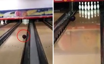 Chàng trai ném bóng bowling theo quỹ đạo cực ảo khiến người xem không tin vào mắt mình