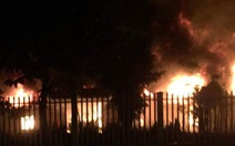 Cháy nhà trong đêm, nghi vấn cha phóng hỏa chết cùng 2 con gái