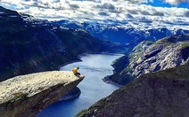 Nhọc nhằn để có ảnh 'triệu like' tại mỏm Lưỡi Quỷ Trolltunga