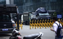 Triển khai xe bọc thép bảo vệ sân bay Tân Sơn Nhất dịp APEC
