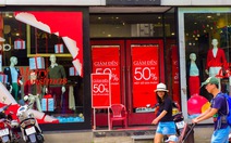 Thị trường thời trang mùa Noel: "Thời trang nhanh" lên ngôi