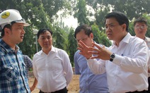 Chủ tịch Hà Nội kiểm tra đột xuất việc chặt cây xanh