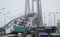 Hàng nghìn ôtô kẹt nhiều giờ trên cầu Phú Mỹ