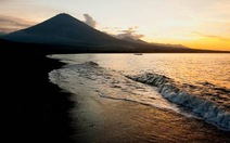 Đi Bali coi chừng thảm họa núi lửa phun trào