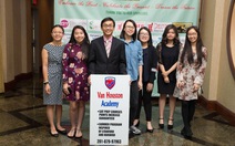 8X mở trường Việt tại Mỹ để kết nối quê hương