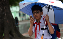 Nhiều trường ở Sài Gòn cho học sinh nghỉ sớm tránh bão Tembin