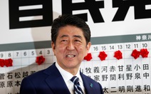Chứng khoán Tokyo tăng mức kỷ lục khi ông Abe đắc cử