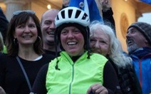 Jenny Graham lập kỉ lục đạp xe vòng quanh thế giới trong 125 ngày