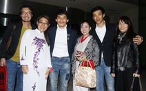 Khán giả Tokyo mặc áo dài, kimono đi xem Song Lang