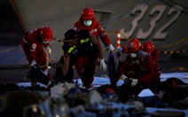 Indonesia mở rộng khu vực tìm kiếm nạn nhân máy bay rơi