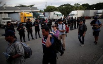 Thêm hàng ngàn di dân từ El Salvador đổ sang Mỹ