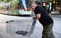 Dân Melbourne quyên tặng người đàn ông vô gia cư dũng cảm 36.000 USD