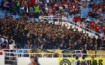 Cổ động viên Malaysia giận dữ vì thất bại của đội nhà