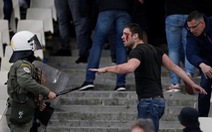 Bạo loạn đẫm máu trên khán đài Athens Olympic