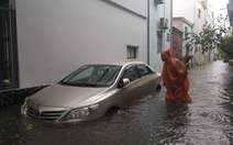Đà Nẵng hoãn họp HĐND vì mưa ngập