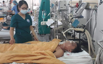 Trưởng trạm y tế nhập viện vì ngộ độc sau khi uống rượu