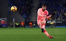 Messi vẫn chất: hai cú đá phạt thần sầu quỷ khốc trong một trận