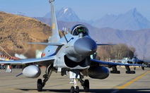 Bắc Kinh bắn tin: điều máy bay hiện đại tập trận để chống Ấn Độ