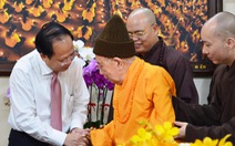 Lãnh đạo TP.HCM thăm, chúc Tết đại diện Giáo hội Phật giáo