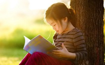 Trẻ càng lớn càng lười đọc sách, vì sao?