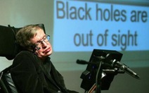 Không nói được, Stephen Hawking giao tiếp ra sao?