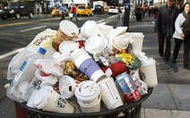 Trung Quốc dằn mặt Mỹ trả về hàng trăm tấn rác thải