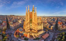 Nhà thờ xây hơn 100 năm chưa xong ở Barcelona